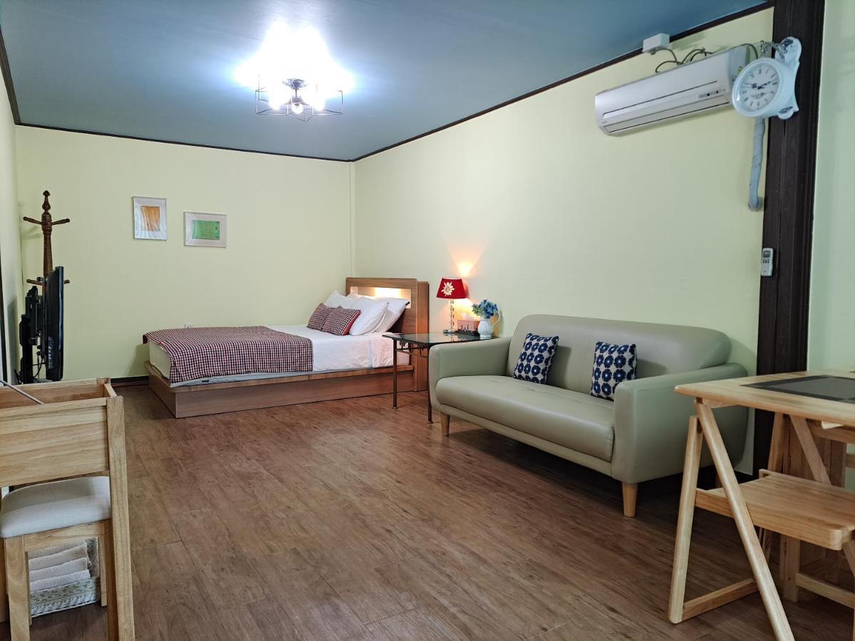 Charm Pension Капхён Экстерьер фото